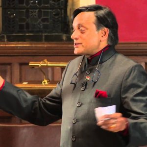 Dr Shashi Tharoor MP – How The British Plundered India